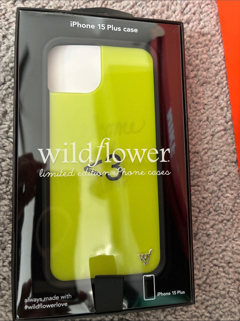 Wildflowers iPhone 15 Plus Case - Neon Lime